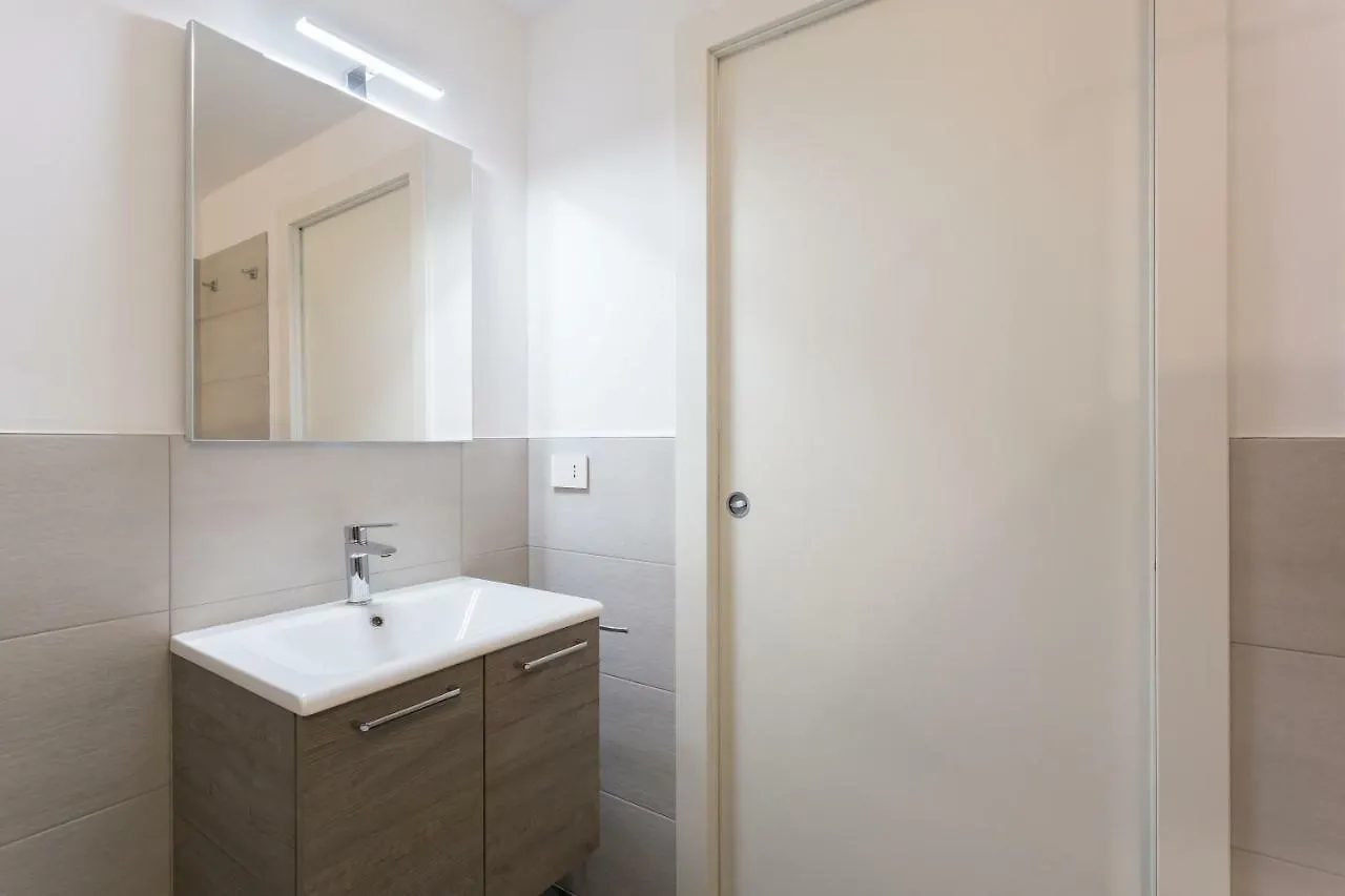Meravigli 16 - Apt B - Duomo City Center Elegant Apartment Milan 0*,